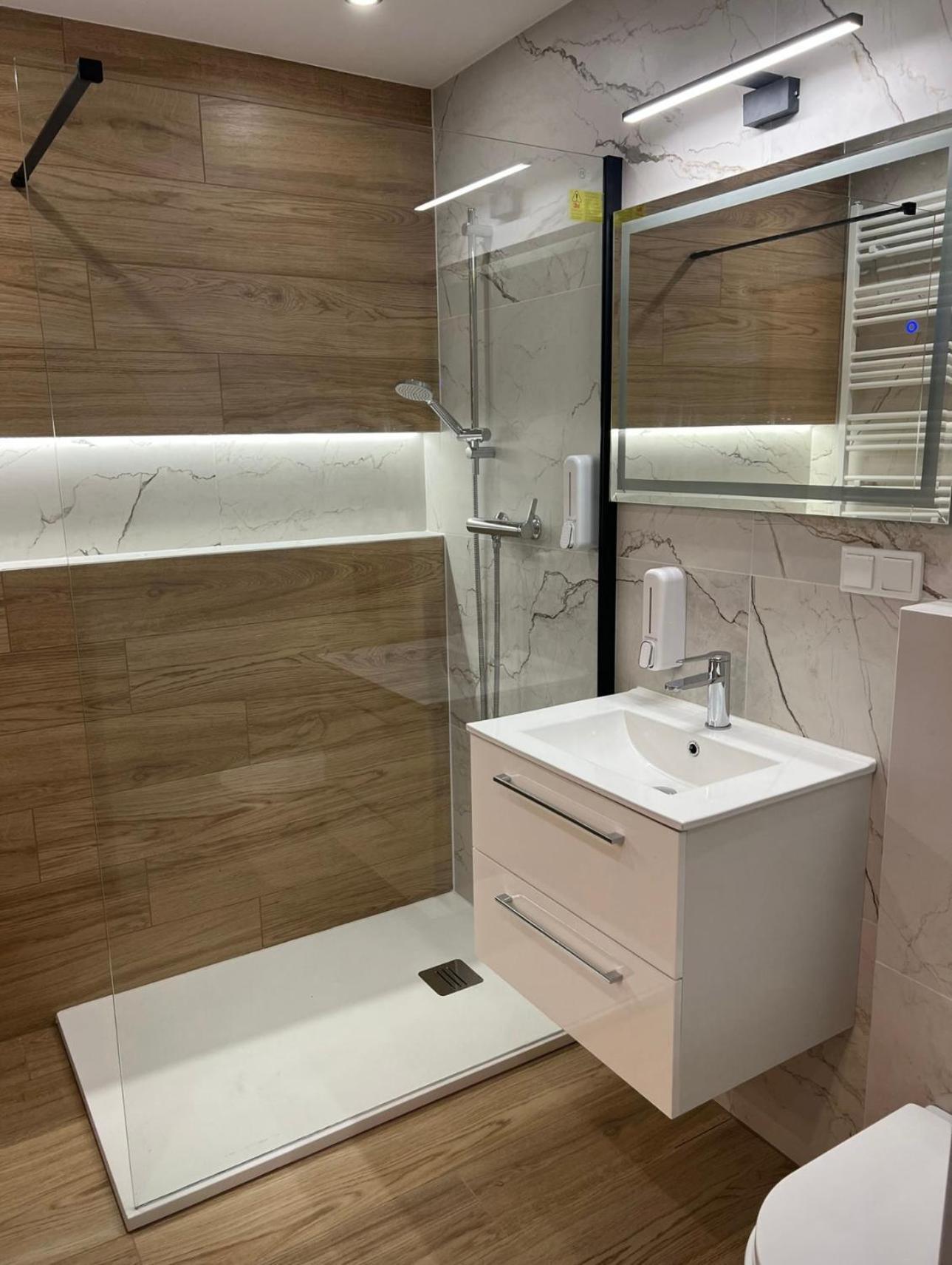 Apartamenty Wroclawia Centrum Ngoại thất bức ảnh